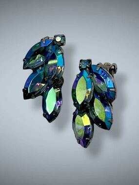 Fabulous Vintage Iridescent Aurora Borealis Crystal Clip Earrings Estate Find